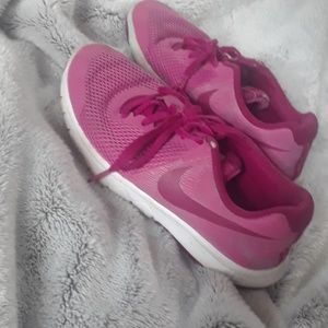 Nike shoes